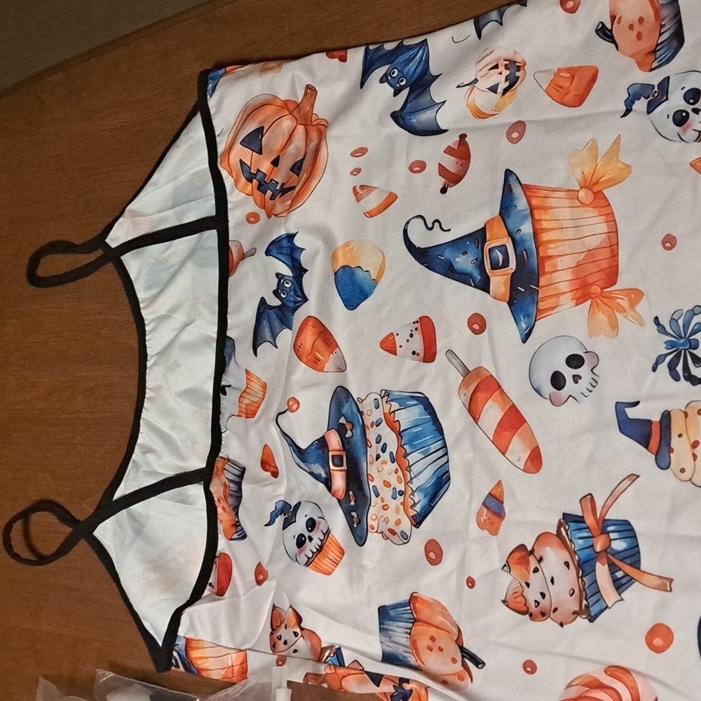 Halloween pajamas lots of strech 100% polyester (M Left) - Picture 4 of 5